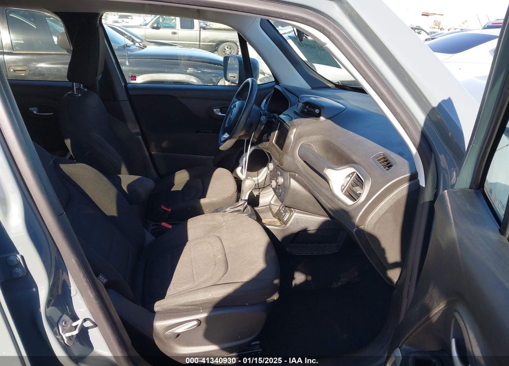 2018 JEEP RENEGADE LATITUDE FWD VIN: ZACCJABB8JPH35240