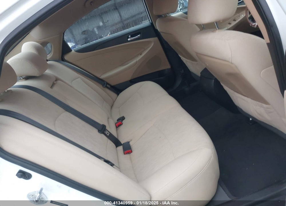 2013 HYUNDAI SONATA GLS VIN: 5NPEB4AC4DH591443