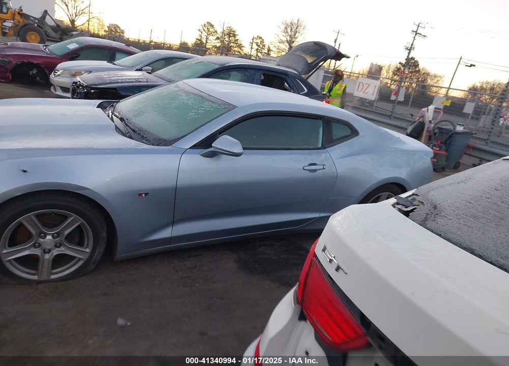 2017 CHEVROLET CAMARO VIN: 1G1FB1RX5H0187475