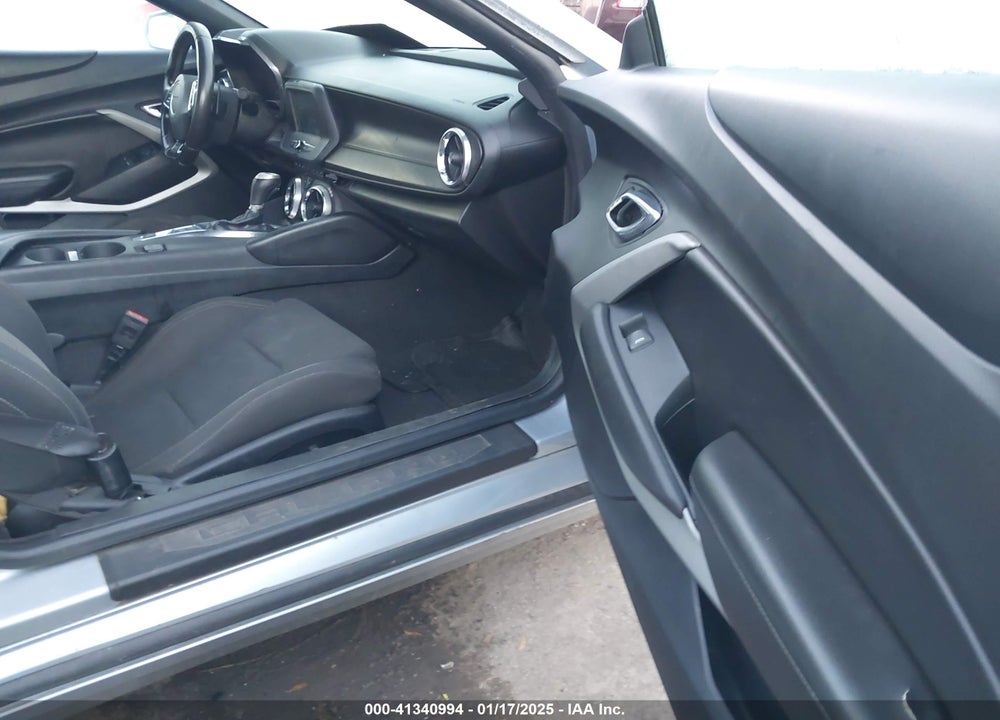 2017 CHEVROLET CAMARO VIN: 1G1FB1RX5H0187475