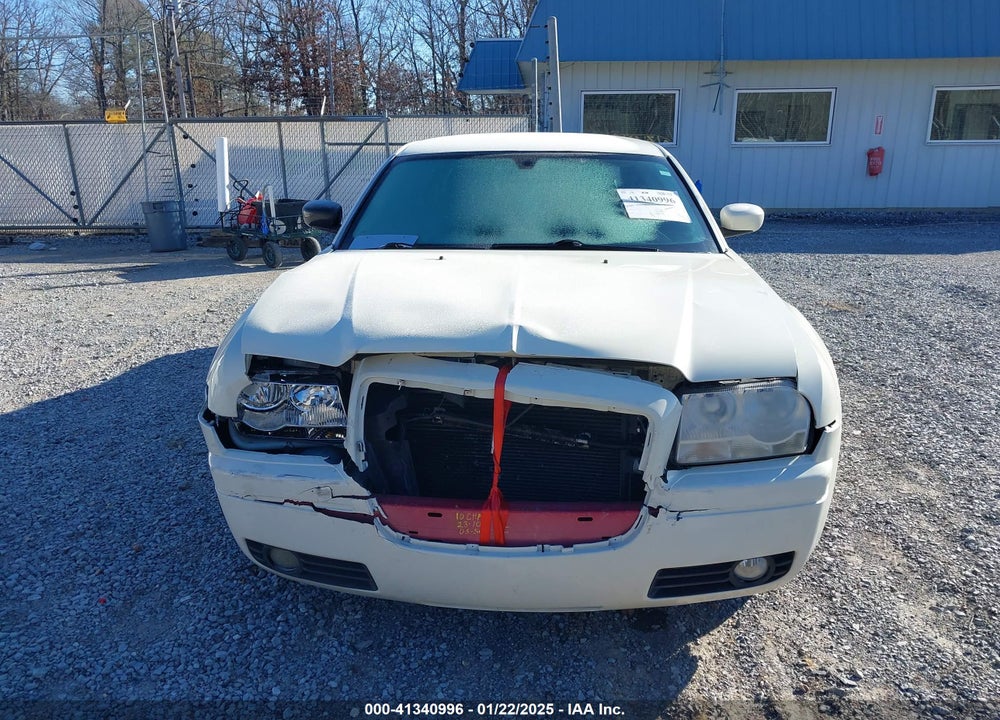2008 CHRYSLER 300 VIN: 2C3KA53G48H220782