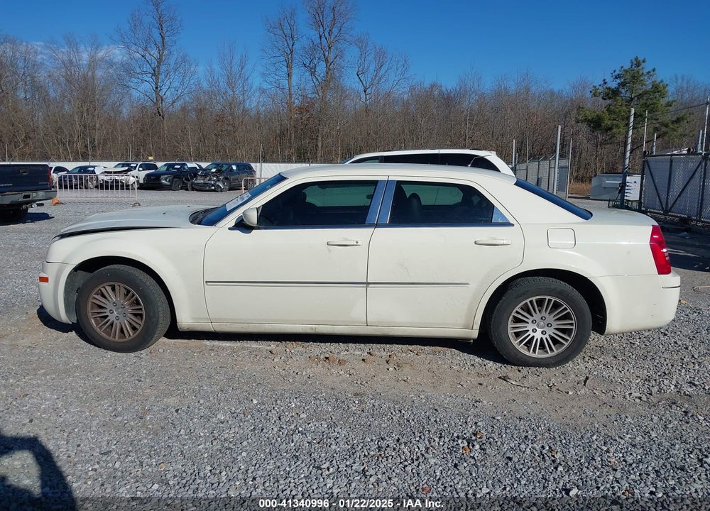 2008 CHRYSLER 300 VIN: 2C3KA53G48H220782