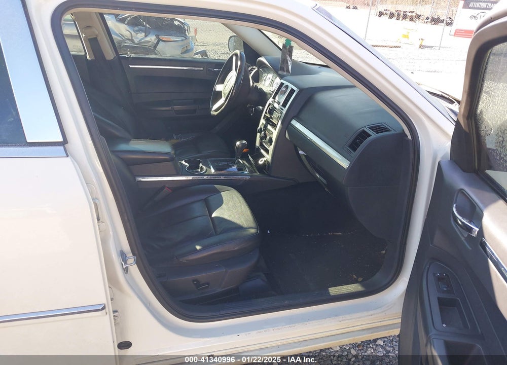 2008 CHRYSLER 300 VIN: 2C3KA53G48H220782