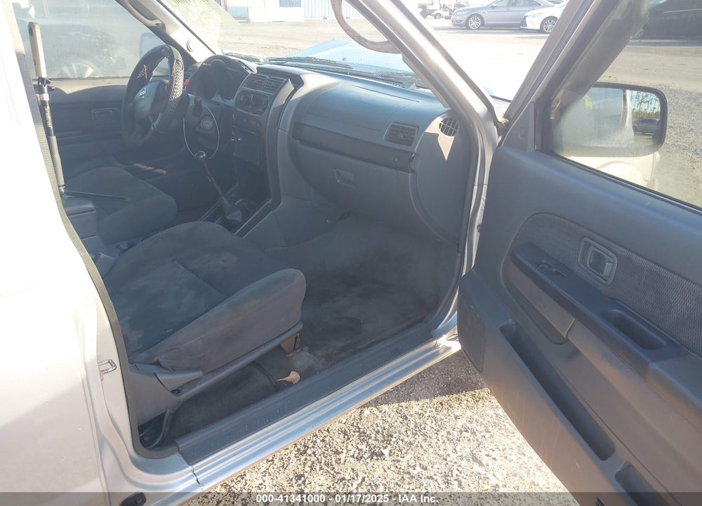 2004 NISSAN FRONTIER XE VIN: 1N6DD26T84C466036