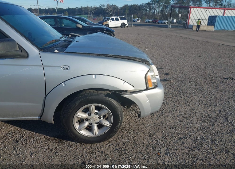 2004 NISSAN FRONTIER XE VIN: 1N6DD26T84C466036