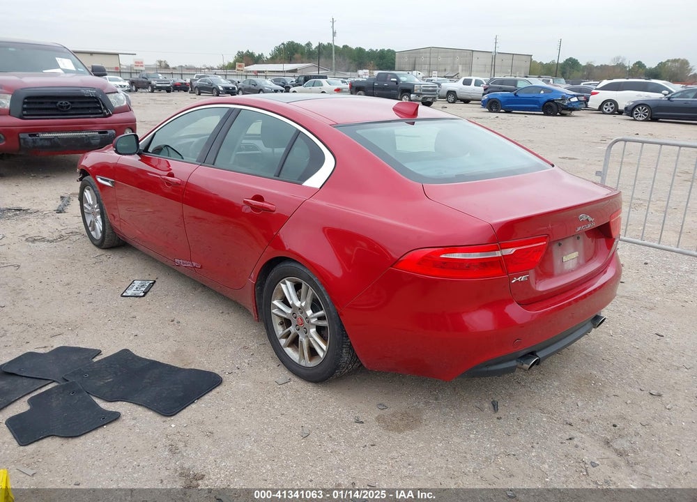 2017 JAGUAR XE VIN: SAJAD4BG0HA949193