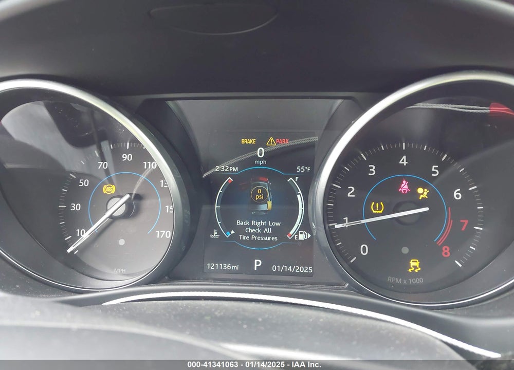 2017 JAGUAR XE VIN: SAJAD4BG0HA949193