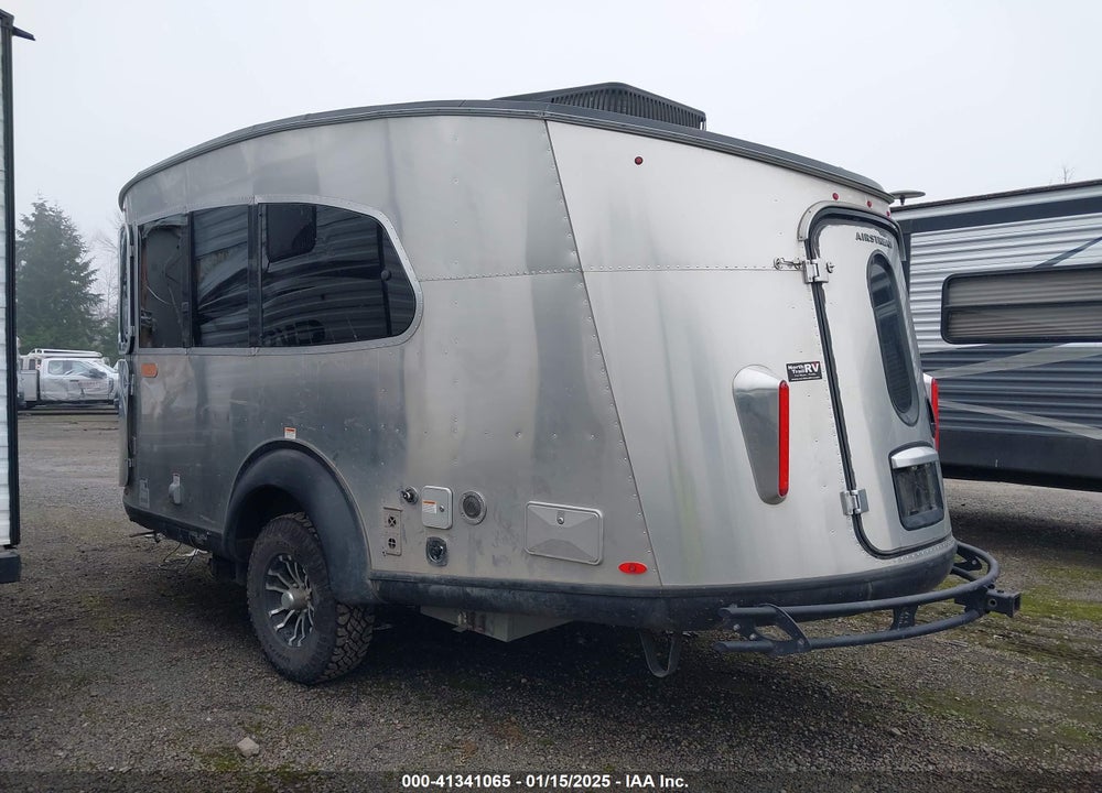 2022 AIRSTREAM OTHER VIN: 1SMG4DD20NJ207413