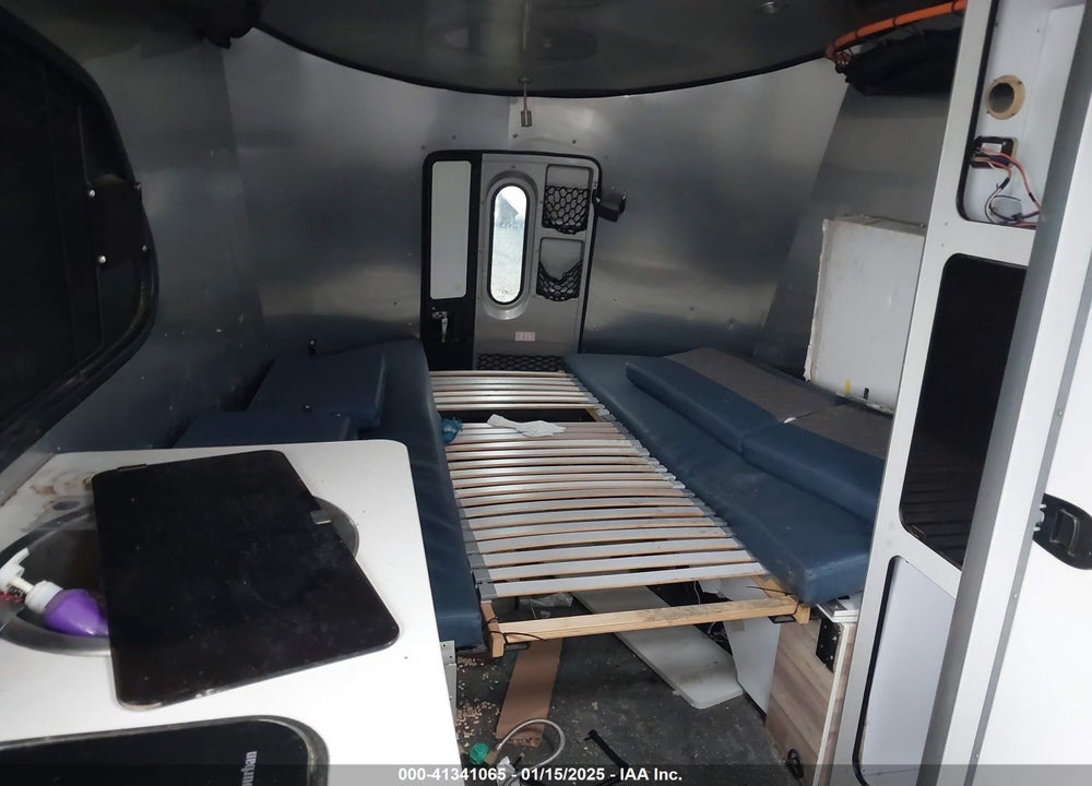 2022 AIRSTREAM OTHER VIN: 1SMG4DD20NJ207413