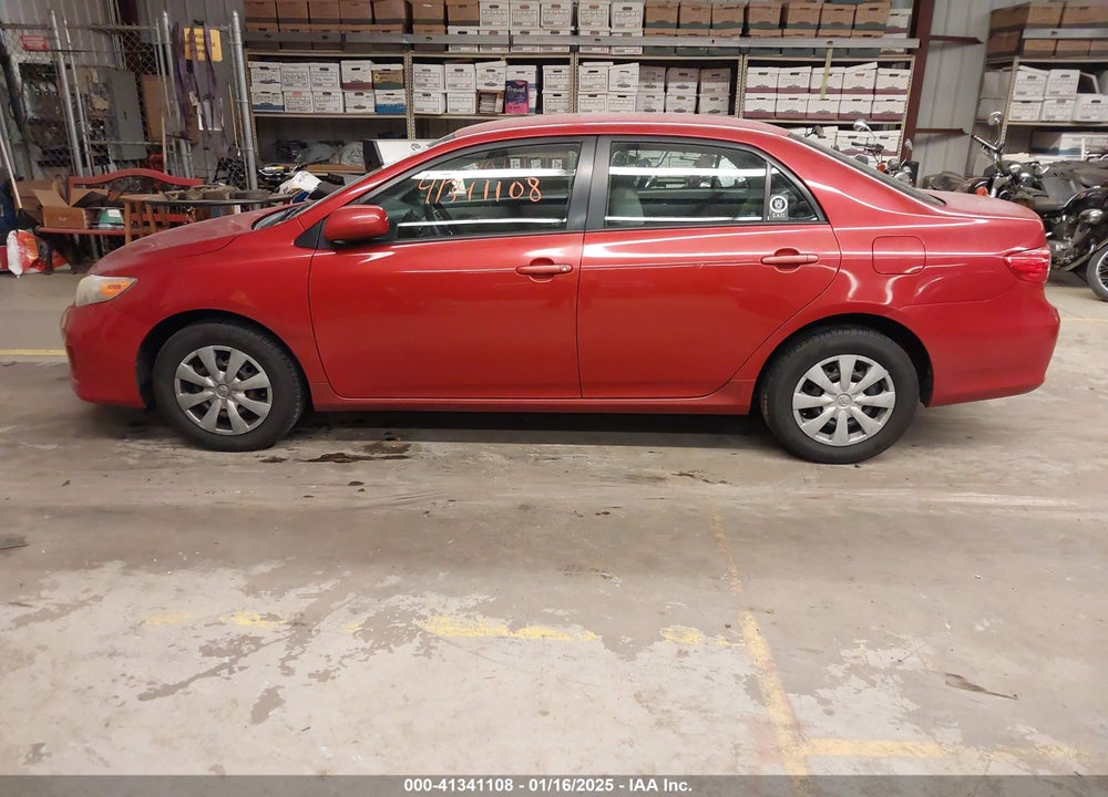 2011 TOYOTA COROLLA LE VIN: 2T1BU4EE0BC646852