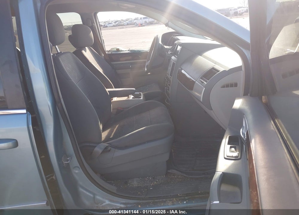 2010 CHRYSLER TOWN & COUNTRY TOURING VIN: 2A4RR5DX0AR472508