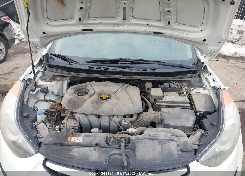 2013 HYUNDAI ELANTRA VIN: 5NPDH4AE5DH324842