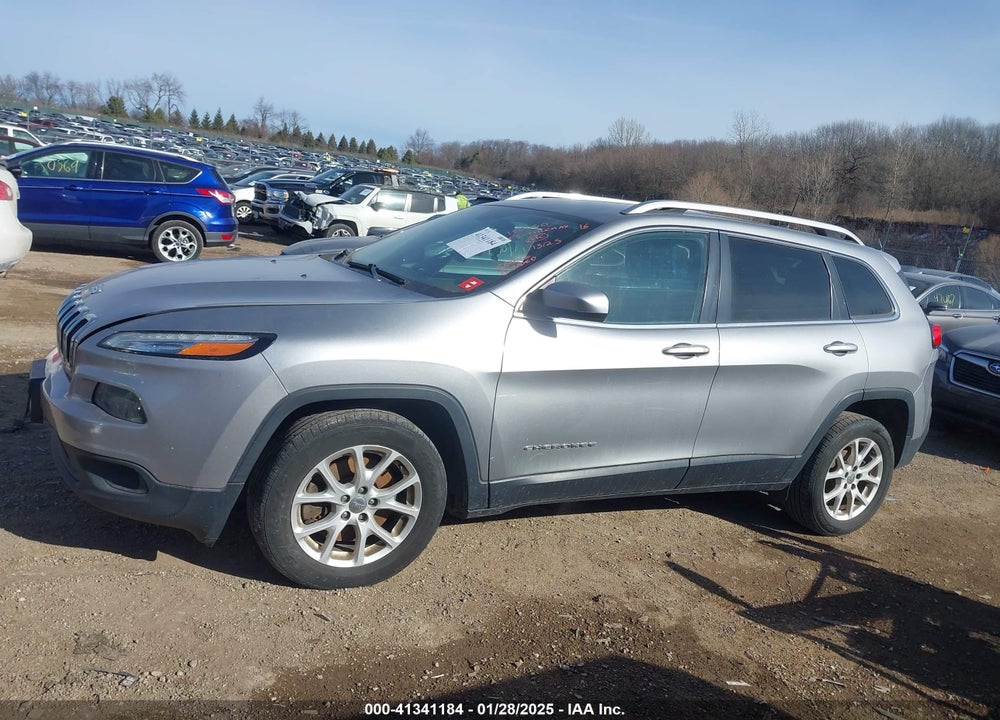 2016 JEEP CHEROKEE LATITUDE VIN: 1C4PJLCB6GW190050