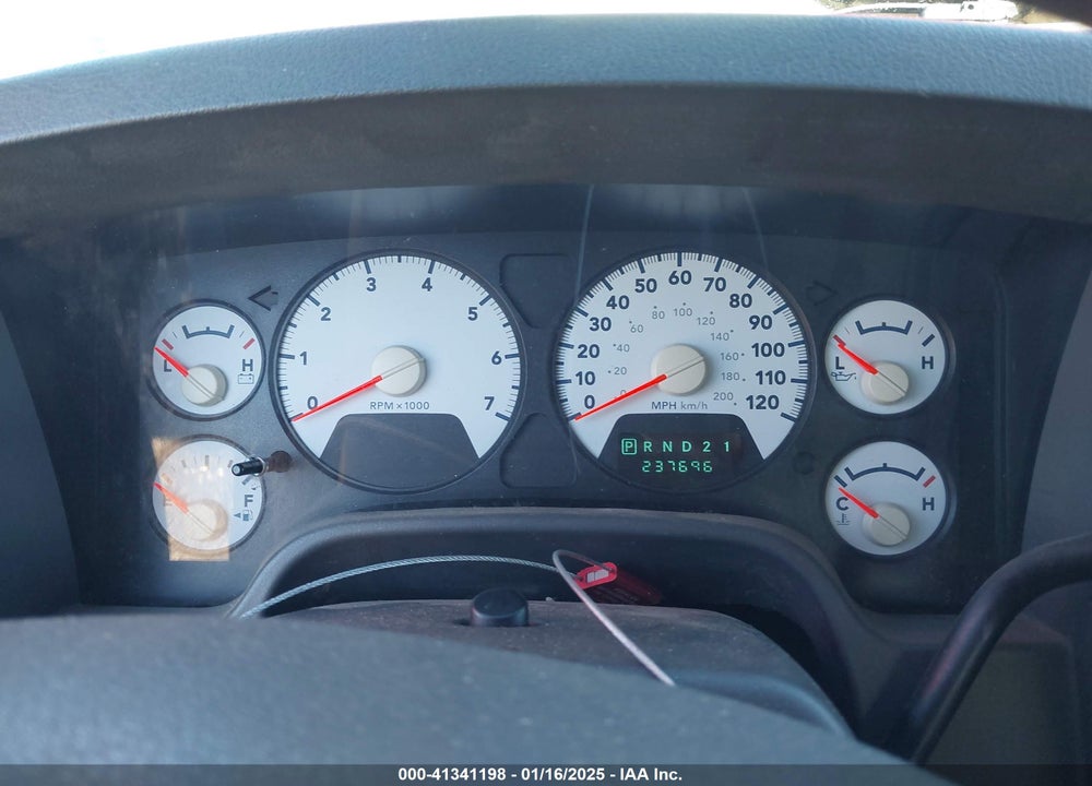 2007 DODGE RAM 1500 SLT/TRX4 OFF ROAD/SPORT VIN: 1D7HU18217S101510