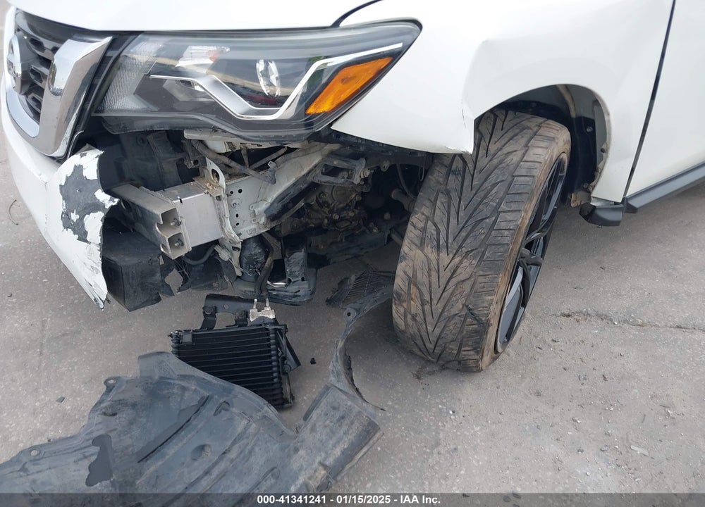 2020 NISSAN PATHFINDER SV 2WD VIN: 5N1DR2BN1LC613402