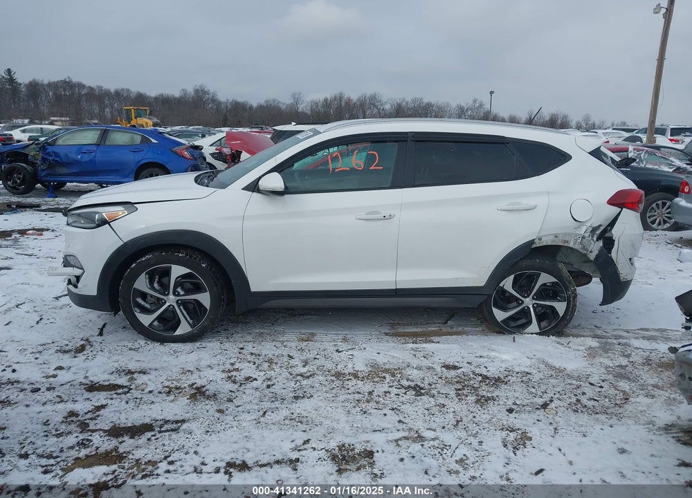 2016 HYUNDAI TUCSON SPORT VIN: KM8J3CA23GU058180