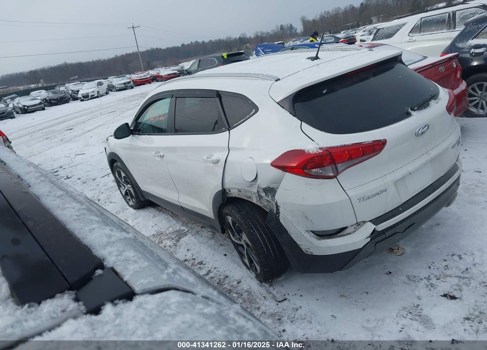2016 HYUNDAI TUCSON SPORT VIN: KM8J3CA23GU058180