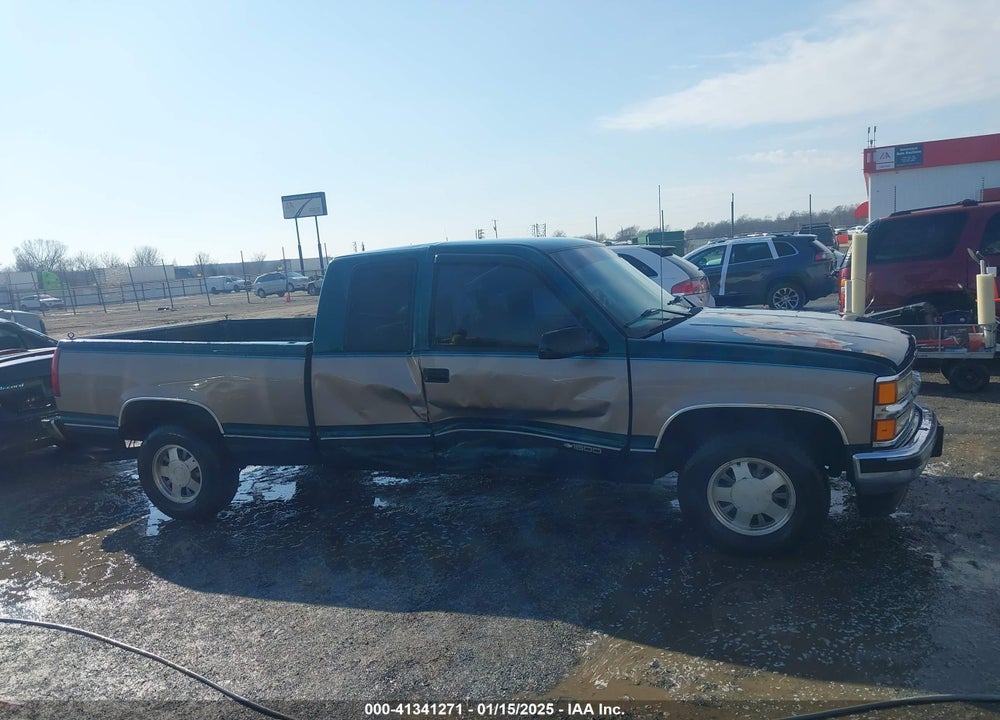 1996 CHEVROLET GMT-400 C1500 VIN: 2GCEC19M9T1191242