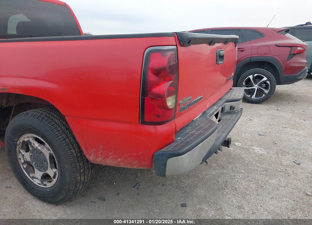 2004 CHEVROLET SILVERADO 1500 LS VIN: 2GCEC19T141250115