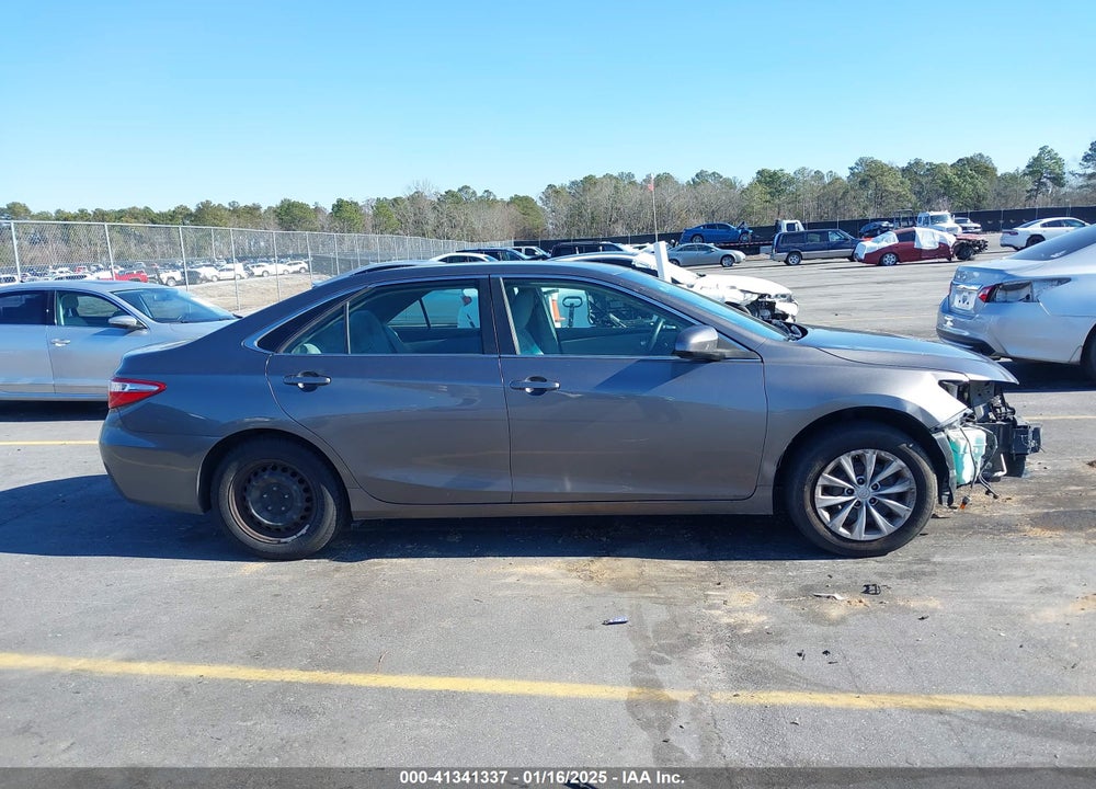 2016 TOYOTA CAMRY VIN: 4T4BF1FK2GR567577