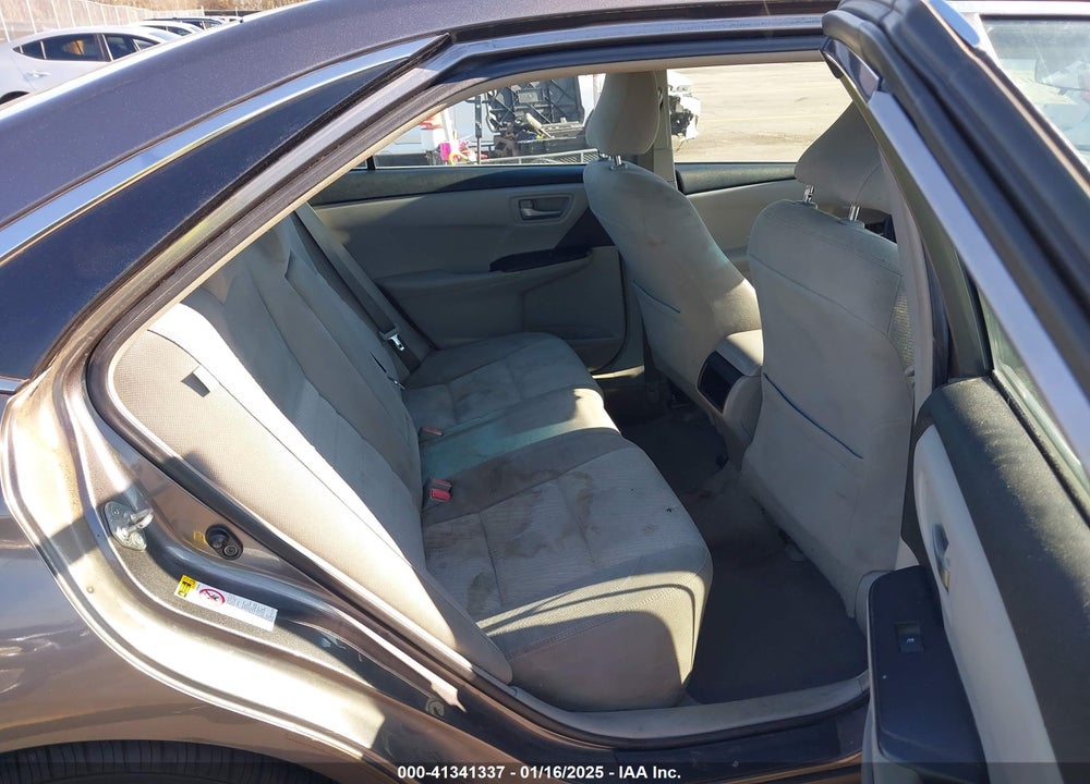 2016 TOYOTA CAMRY VIN: 4T4BF1FK2GR567577