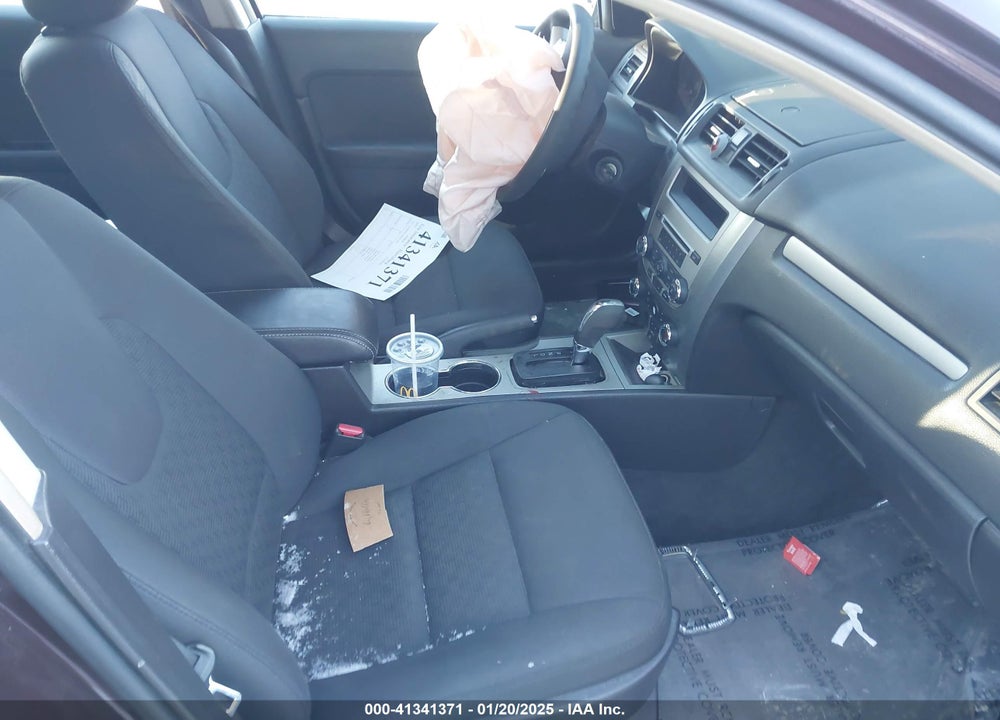 2011 FORD FUSION SE VIN: 3FAHP0HA2BR151670