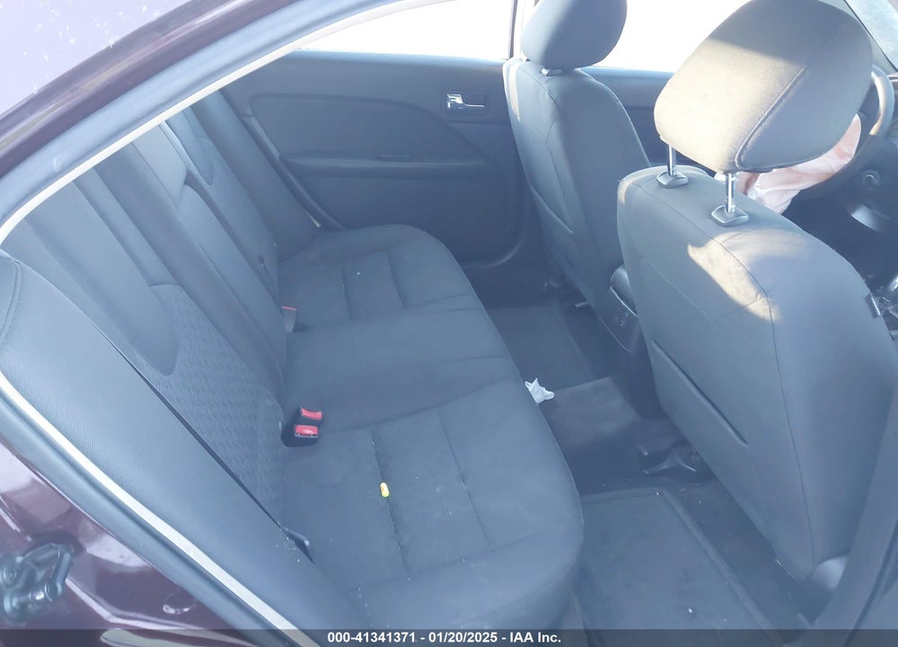 2011 FORD FUSION SE VIN: 3FAHP0HA2BR151670
