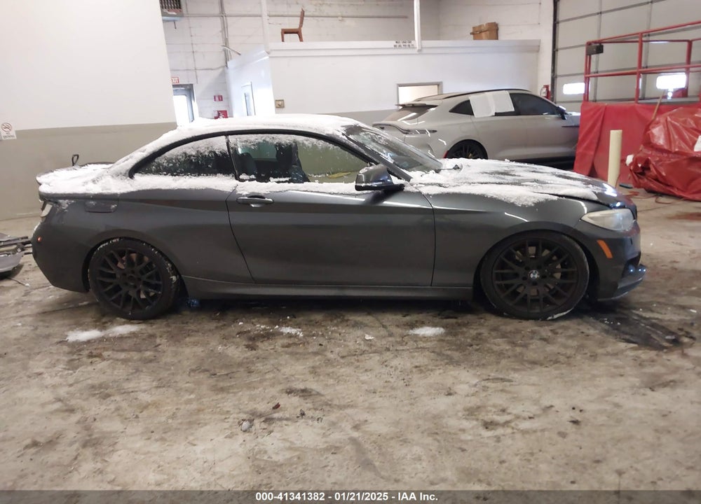 2014 BMW M235 VIN: WBA1J7C56EVW84321