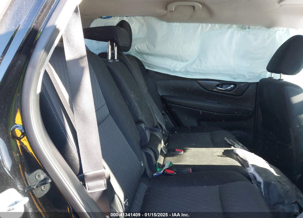 2017 NISSAN ROGUE SV VIN: JN8AT2MV4HW253137