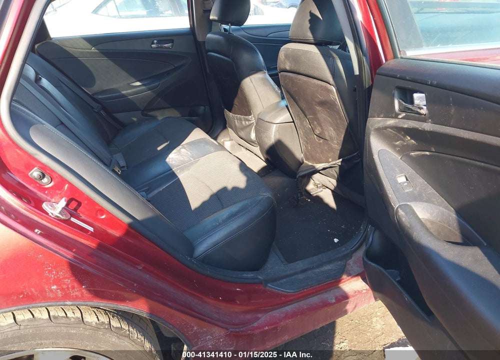2011 HYUNDAI SONATA VIN: 5NPEC4AC1BH158205