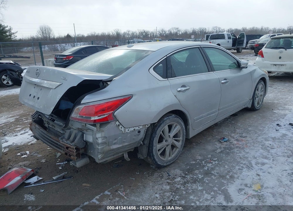2015 NISS ALTIMA SL VIN: 1N4AL3AP2FN353981