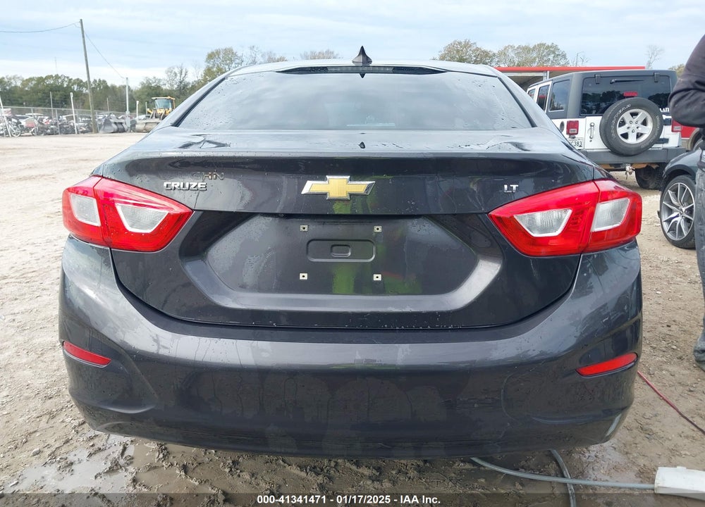 2017 CHEVROLET CRUZE VIN: 1G1BE5SMXH7145873