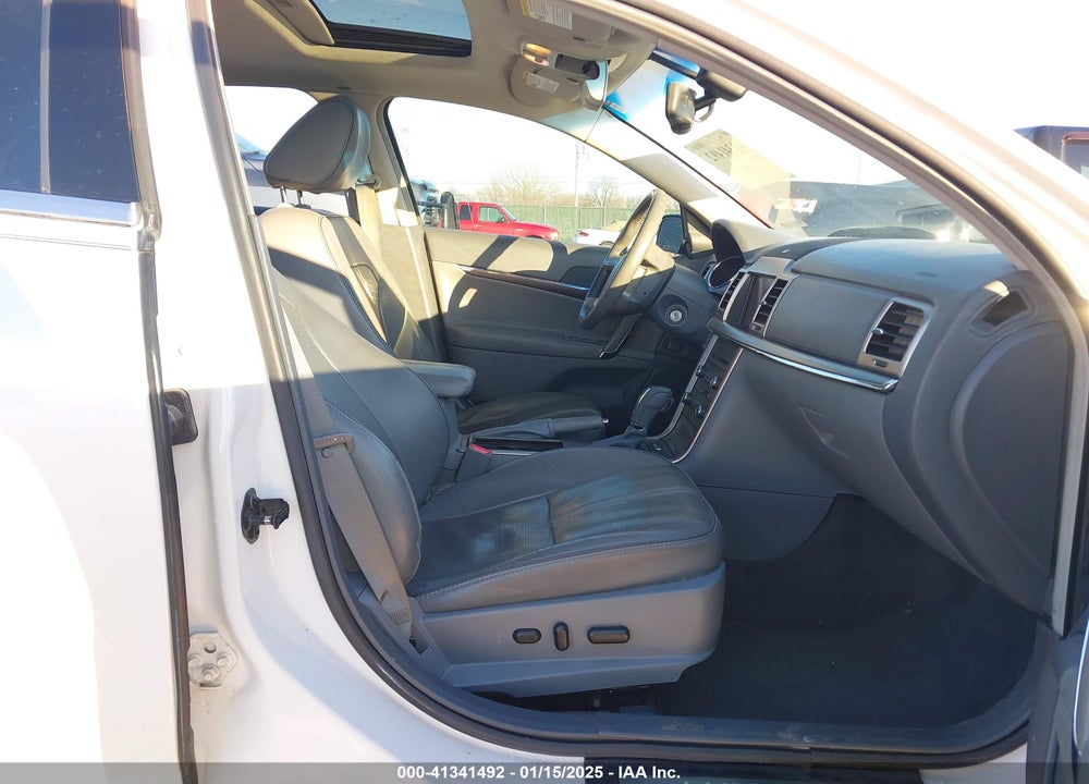 2010 LINCOLN MKZ VIN: 3LNHL2GC6AR631872