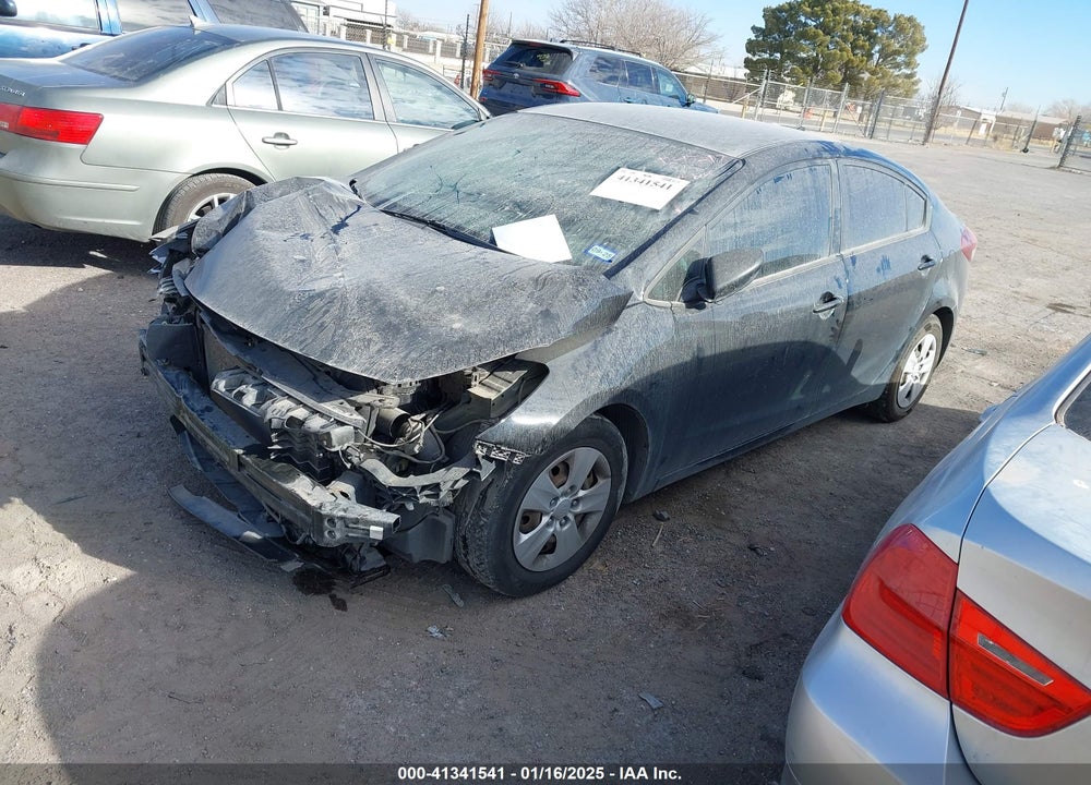 2017 KIA FORTE VIN: 3KPFK4A76HE075909