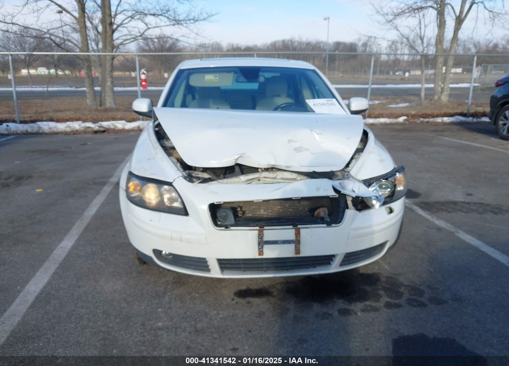 2007 VOLVO S40 VIN: YV1MH682172304630