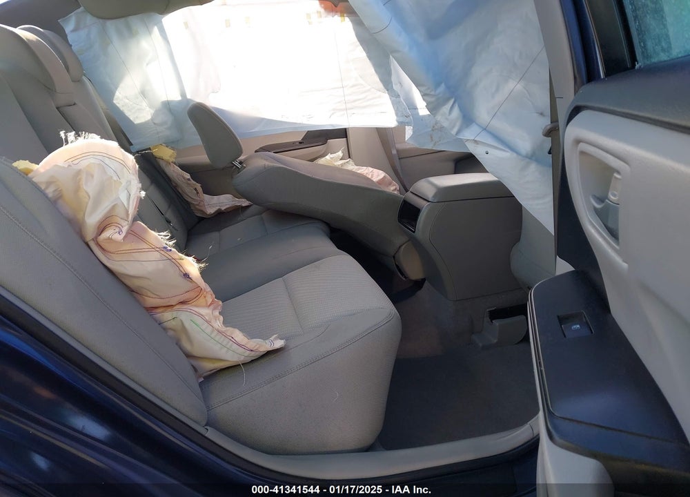 2016 TOYOTA CAMRY VIN: 4T1BF1FK2GU515375