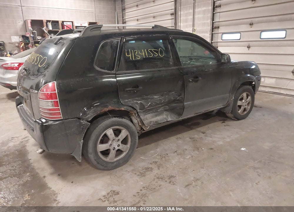 2007 HYUNDAI TUCSON GLS VIN: KM8JM12B47U500609