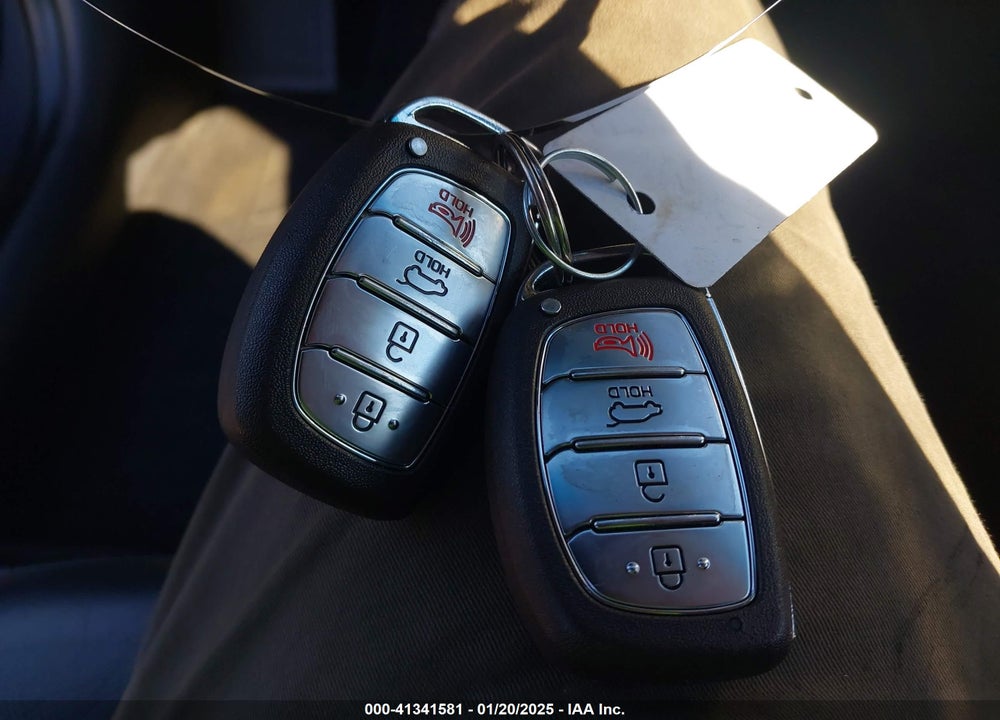 2018 HYUNDAI IONIQ PLUG-IN HYBRID LIMITED VIN: KMHC75LD4JU075469
