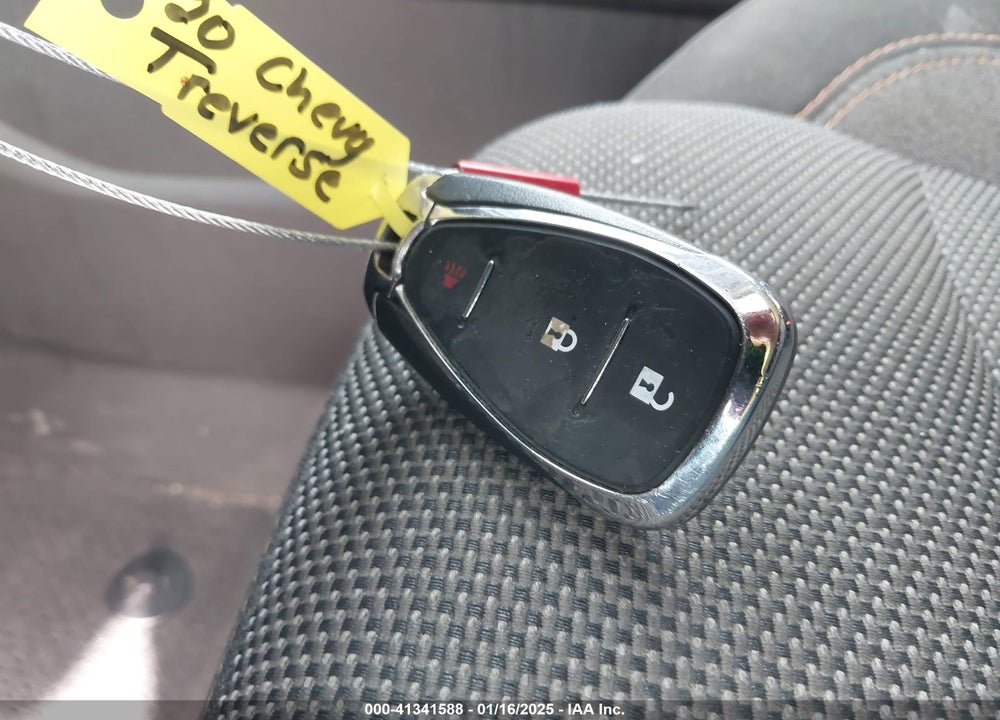 2020 CHEVROLET TRAVERSE FWD LS VIN: 1GNERFKW9LJ233686