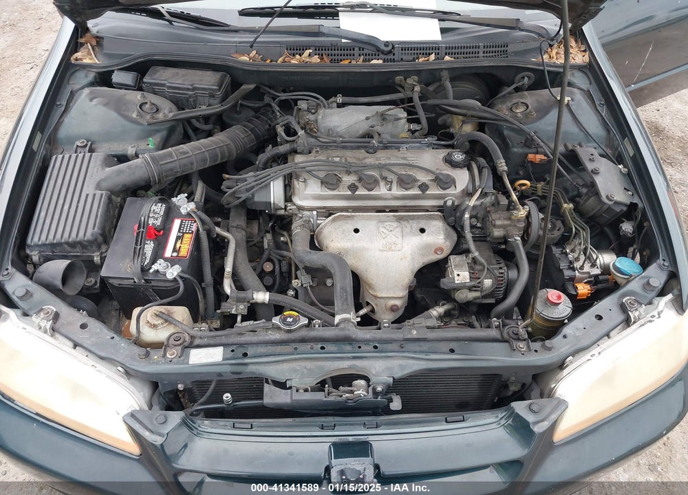 2000 HONDA ACCORD 2.3 SE VIN: 1HGCG567XYA049725