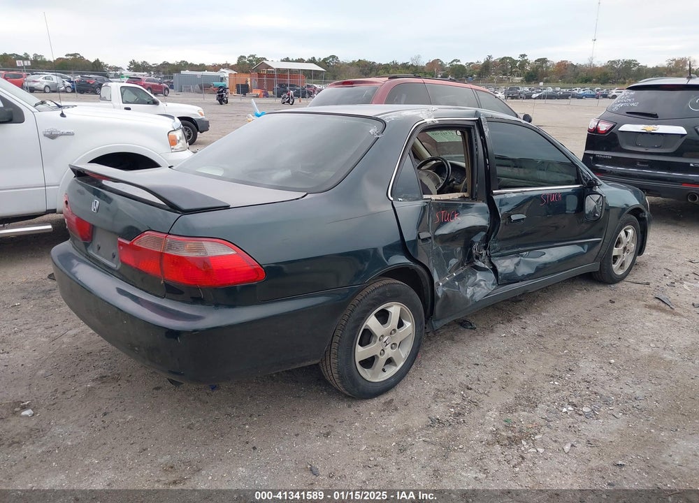 2000 HONDA ACCORD 2.3 SE VIN: 1HGCG567XYA049725
