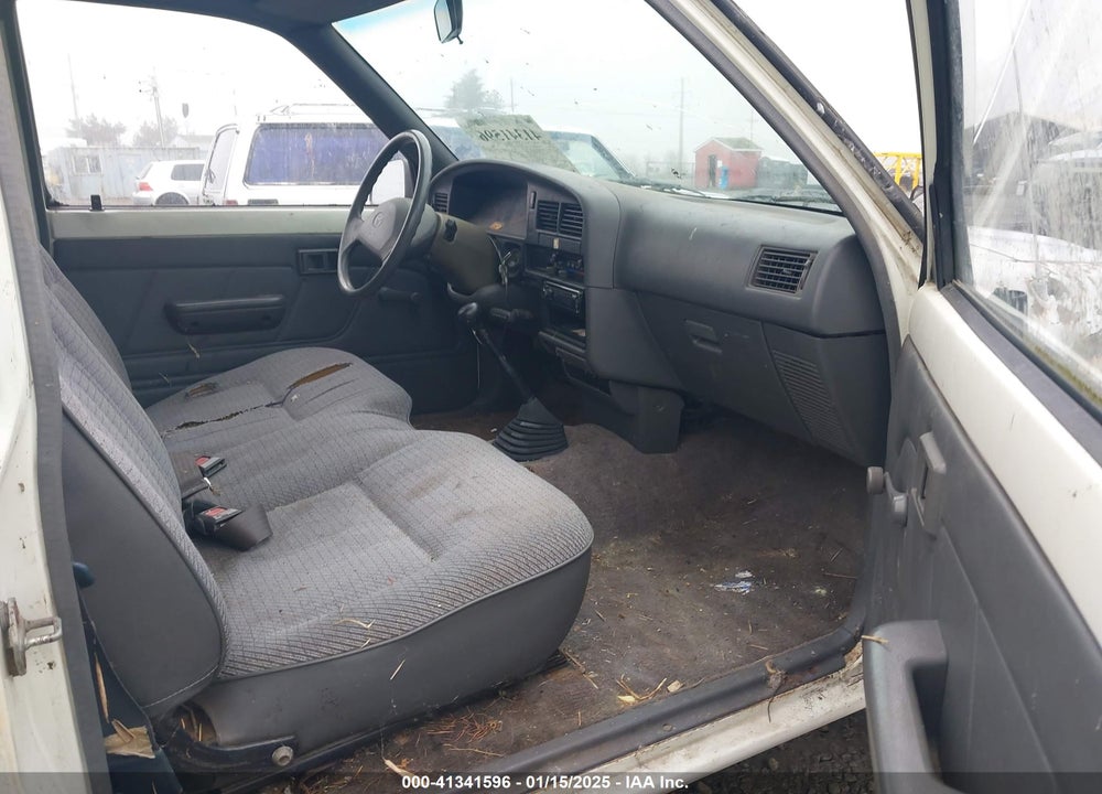 1994 TOYOTA PICKUP 1/2 TON SHORT WHEELBASE VIN: JT4RN81A4R5184051