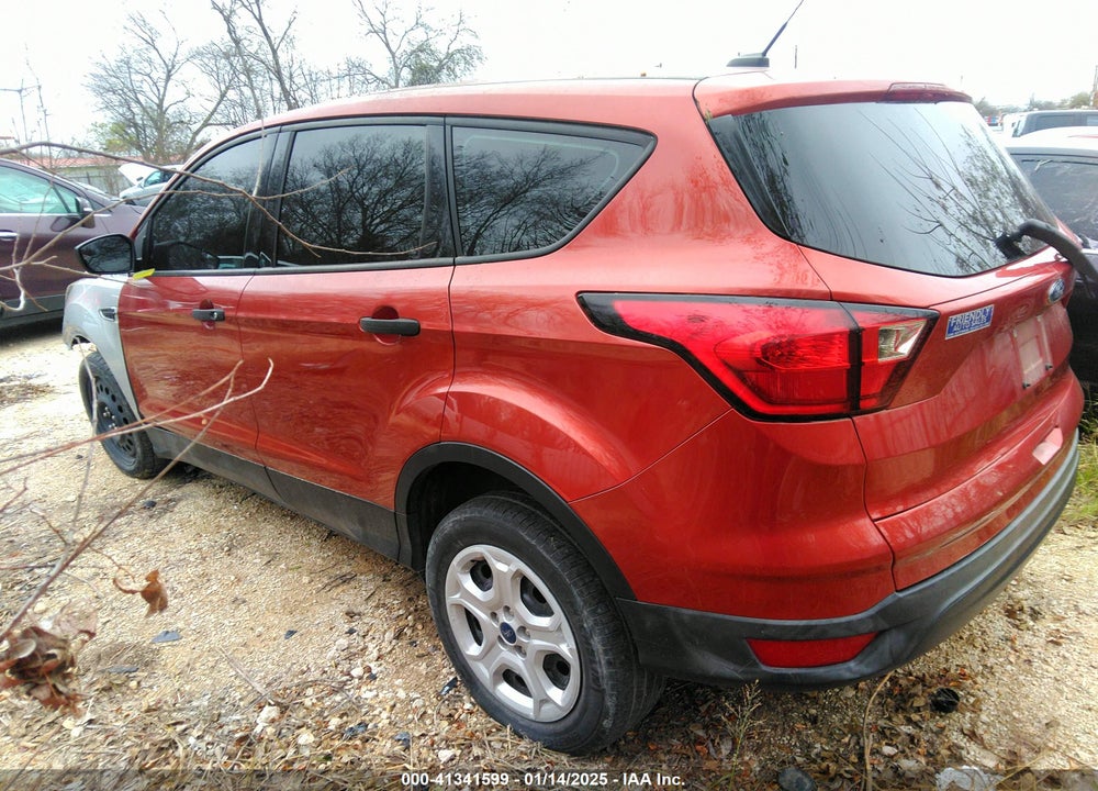 2019 FORD ESCAPE S VIN: 1FMCU0F74KUB00583