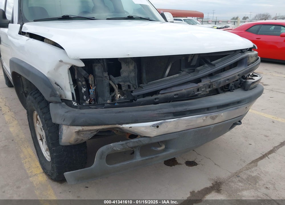 2002 CHEVROLET SILVERADO 1500 LS VIN: 2GCEK19T221253556