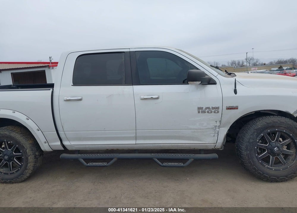 2017 RAM 1500 VIN: 3C6RR7LT8HG523843