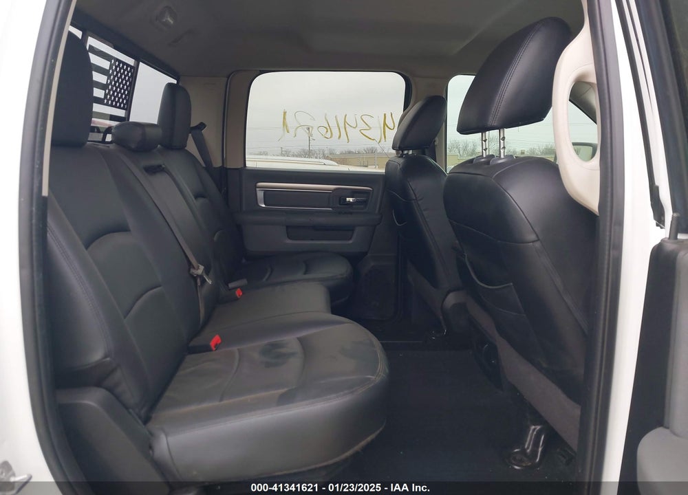 2017 RAM 1500 VIN: 3C6RR7LT8HG523843