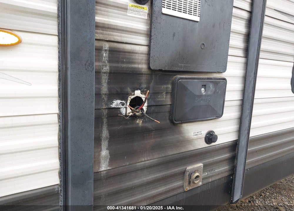 2018 JAYCO OTHER VIN: 1UJBJ0BT1J1TR0499