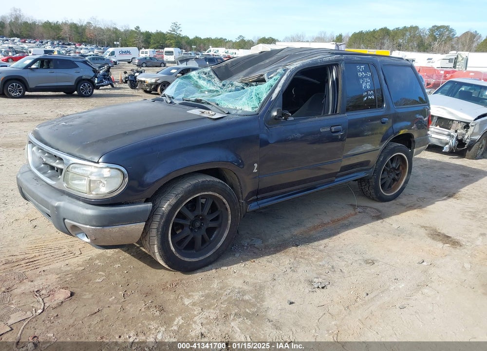 2000 FORD EXPLORER XLT VIN: 1FMZU63E1YZB81246