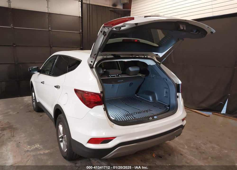 2018 HYUNDAI SANTA FE SPORT 2.4L VIN: 5NMZTDLB8JH067417