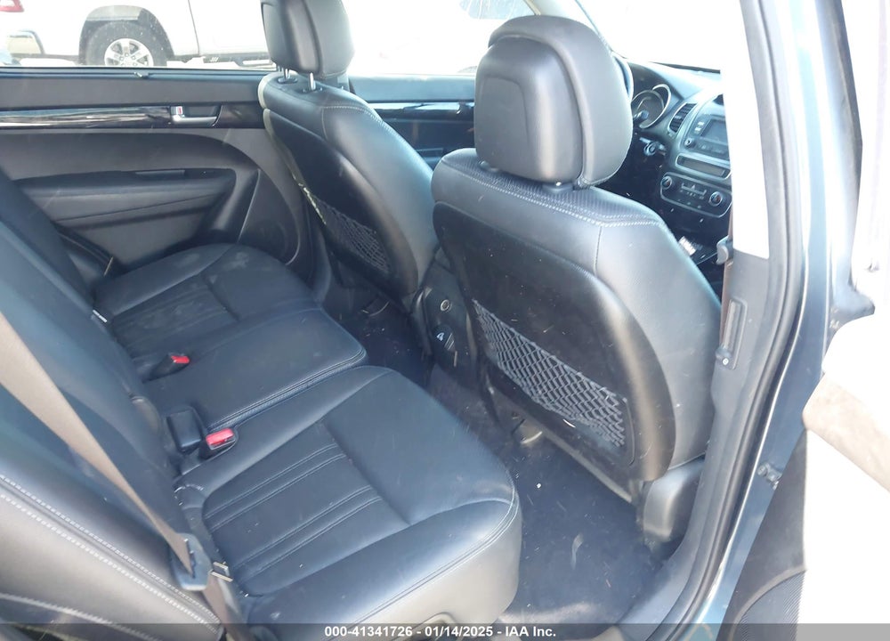 2014 KIA SORENTO EX V6 VIN: 5XYKUDA76EG490591